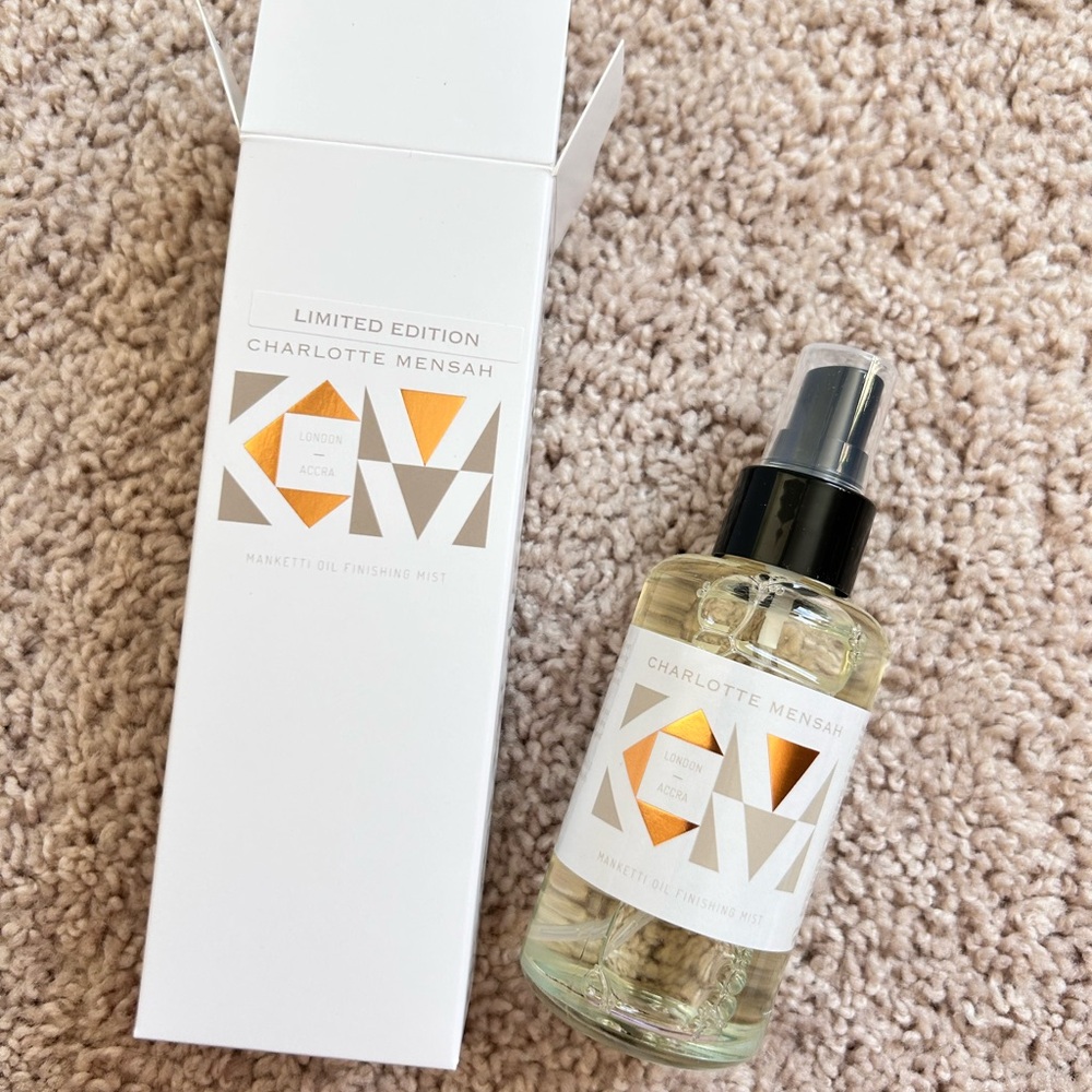 Charlotte Mensah Shine enhancing spray